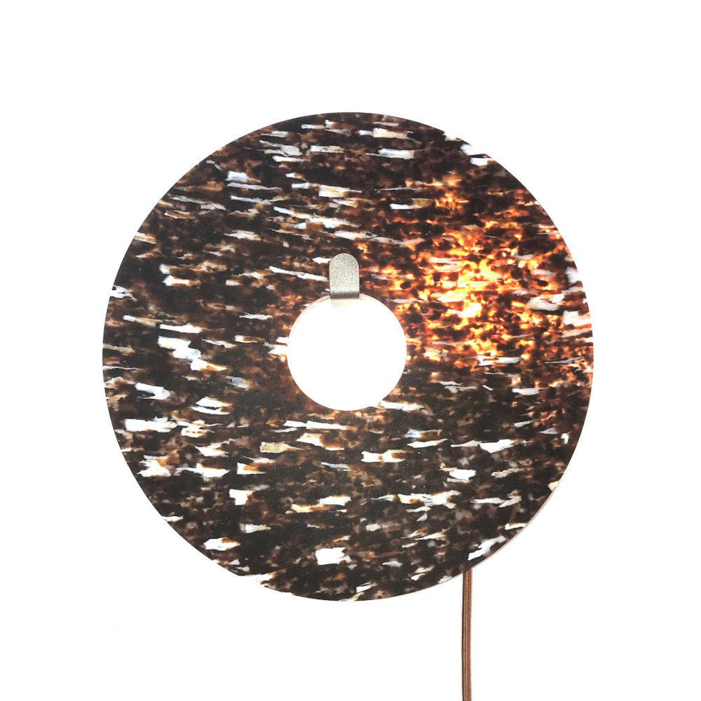 Recycled plastic wall light Volubilis