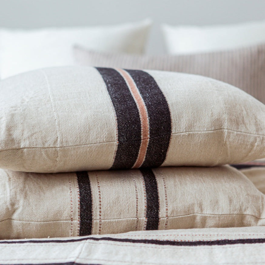 Cushion cover in 100% European linen - The Patagonian Stripe
