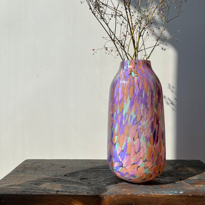Vase en verre de Bohême Confetti un peu plus rose